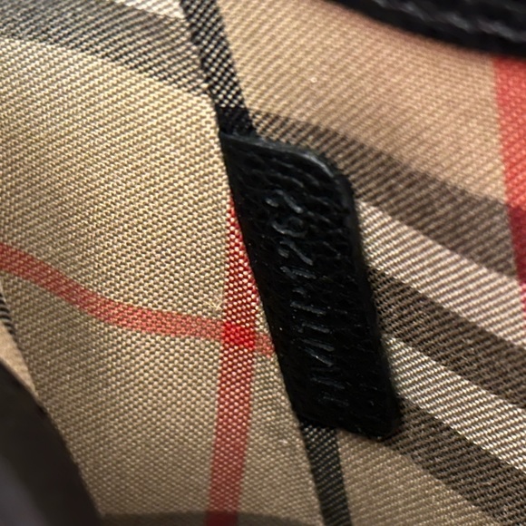 New!! Burberry Note Medium Leather Vintage Check Crossbody Bag - Picture 10 of 13